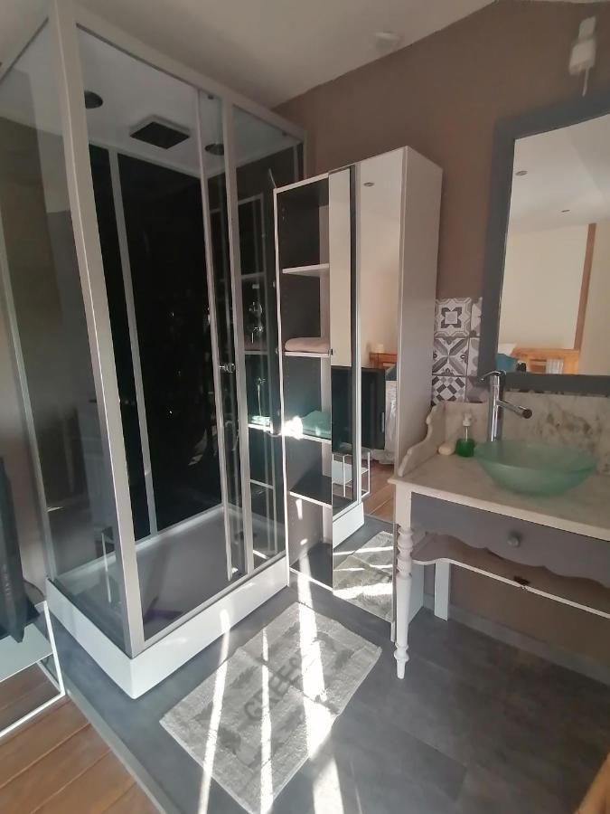 Le Garni Vendemiaire Apartment Vesoul Bagian luar foto